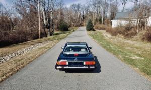 Mercedes-Benz 560 SL 1986 года  (NA)
